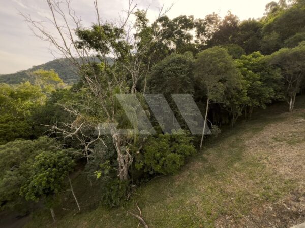 Terreno 920m2 Estaleirinho 2