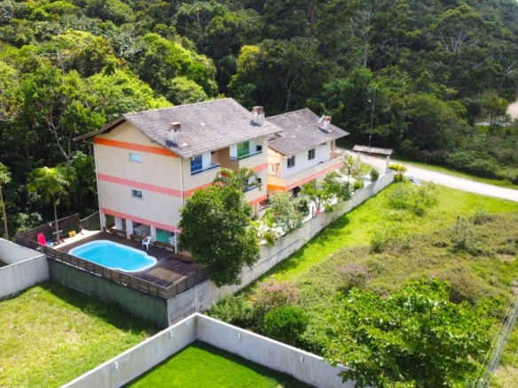 casa à venda com anexo em Balneário Camboriú