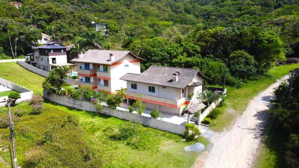 casa à venda com anexo em Balneário Camboriú