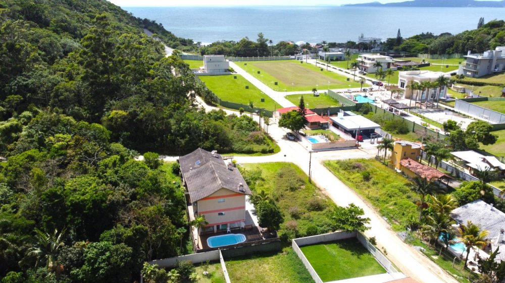 casa à venda com anexo em Balneário Camboriú