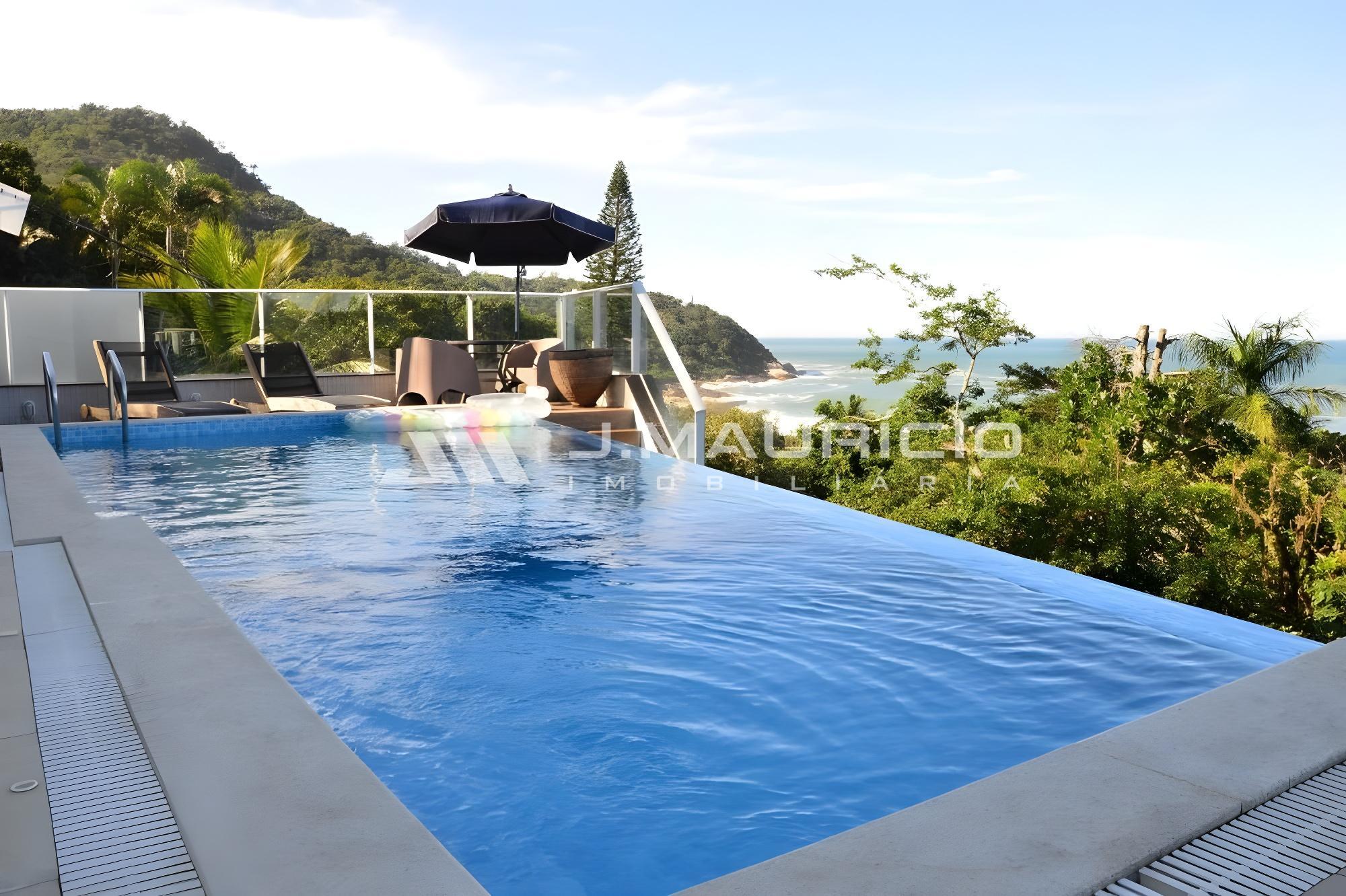 Casa com vista mar no condomínio Quinta do Mar Sul