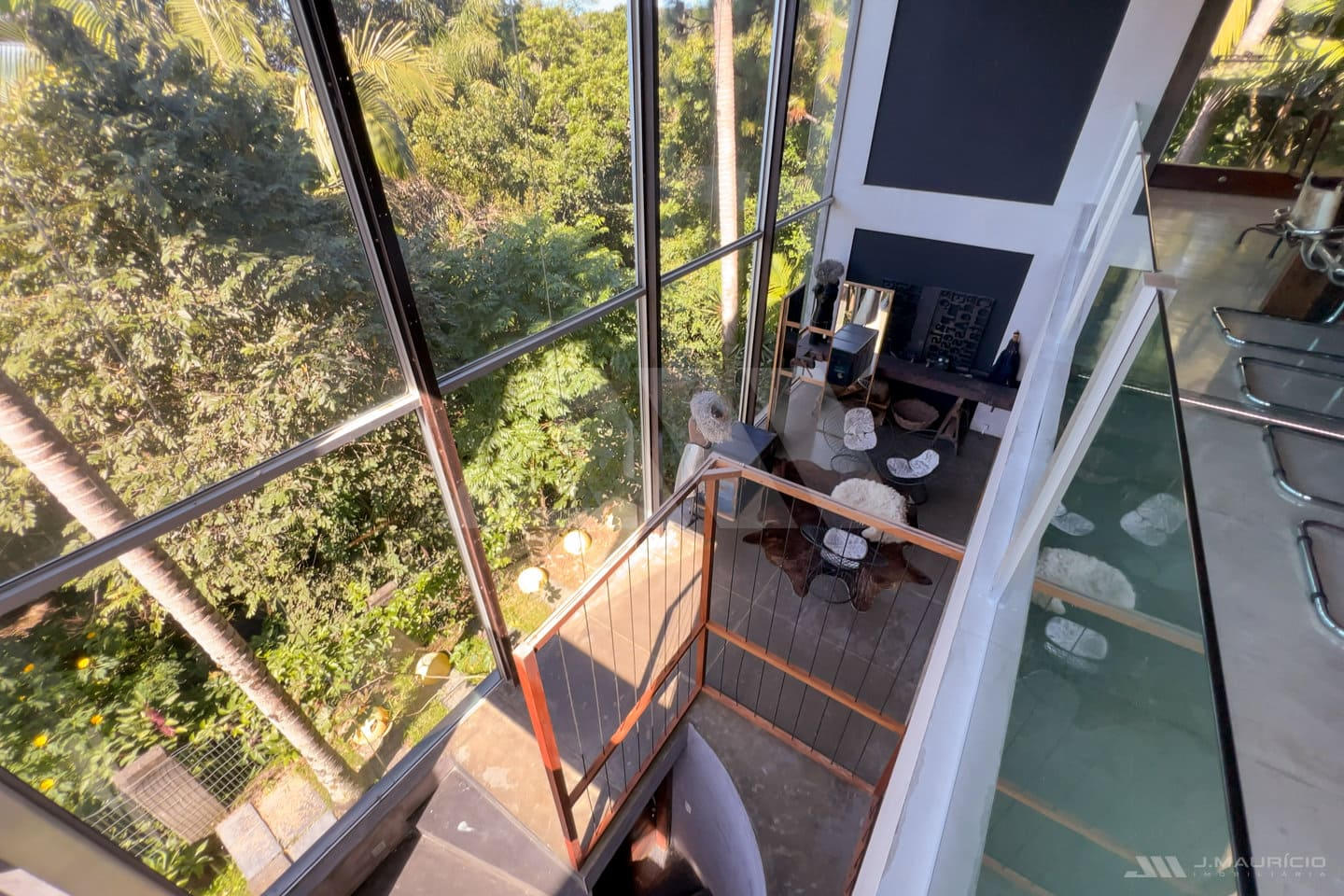 Casa de Alto Padrão com Vista Mar e Arquitetura Autoral