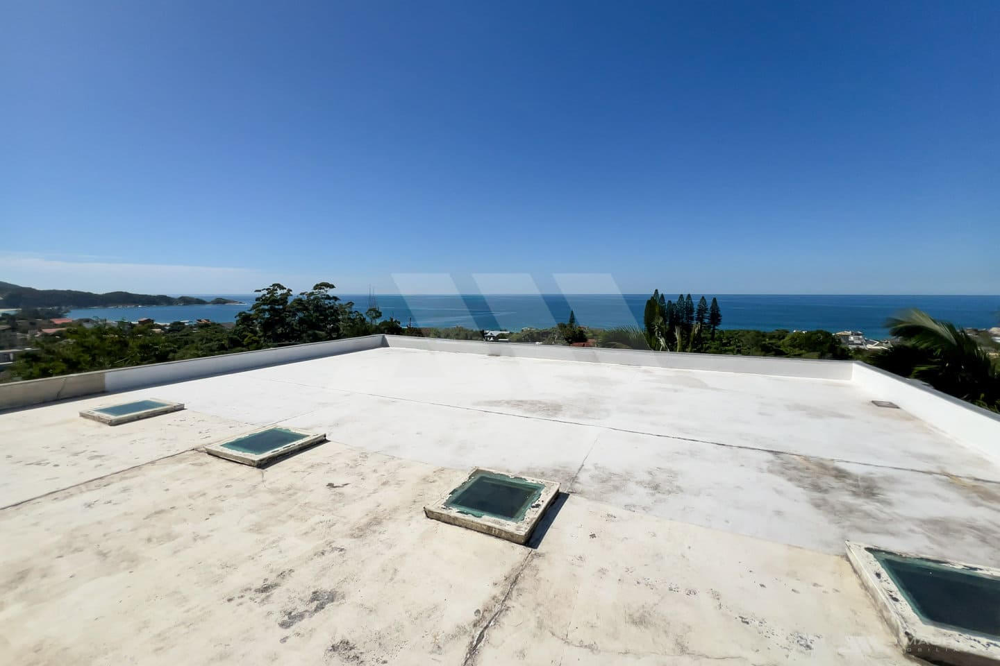 Casa de Alto Padrão com Vista Mar e Arquitetura Autoral