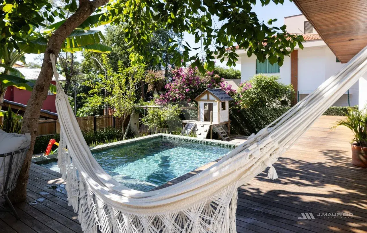 casa de alto padrão na Praia de Taquaras