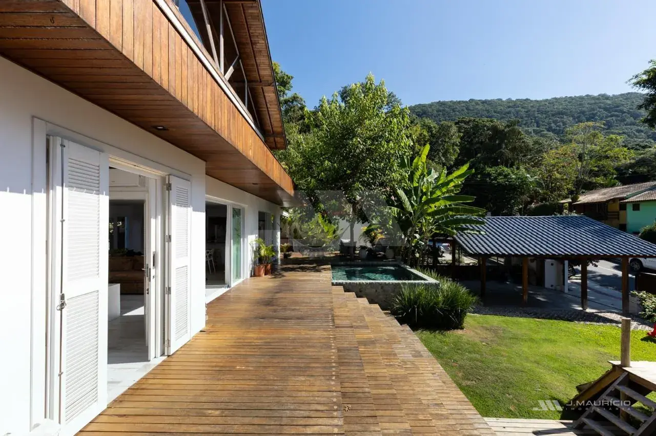 casa de alto padrão na Praia de Taquaras