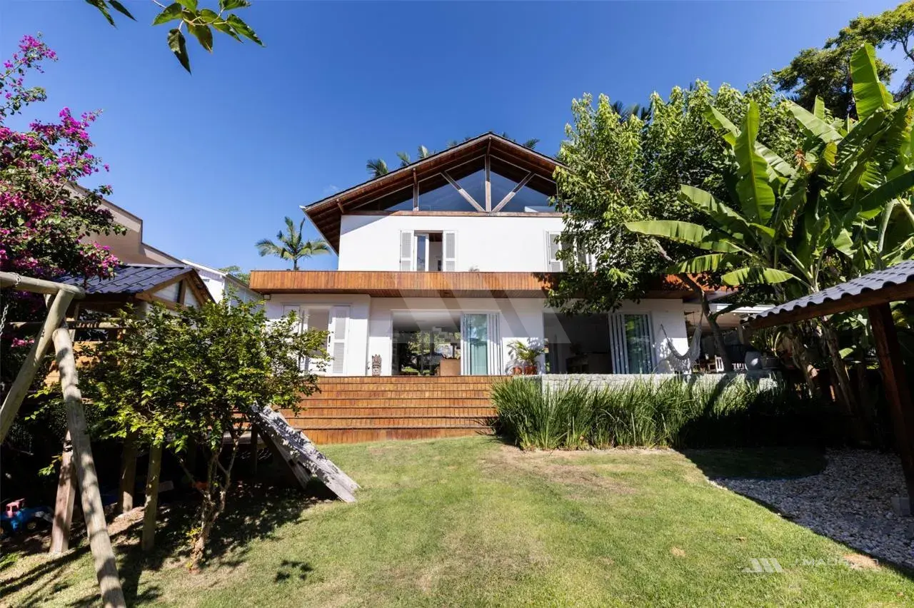 casa de alto padrão na Praia de Taquaras