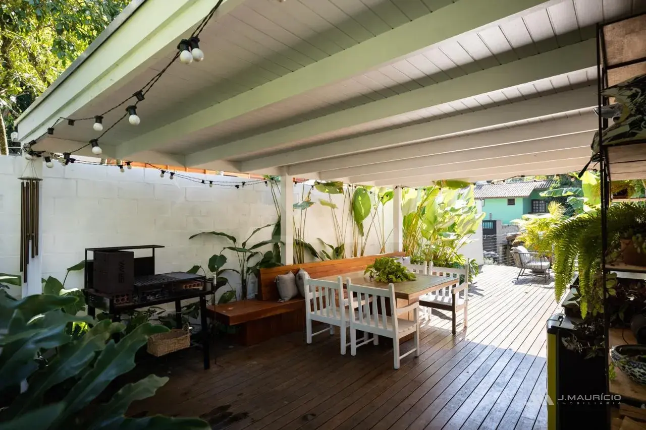casa de alto padrão na Praia de Taquaras