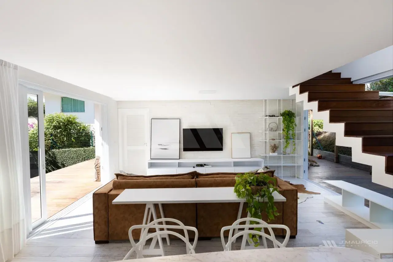 casa de alto padrão na Praia de Taquaras