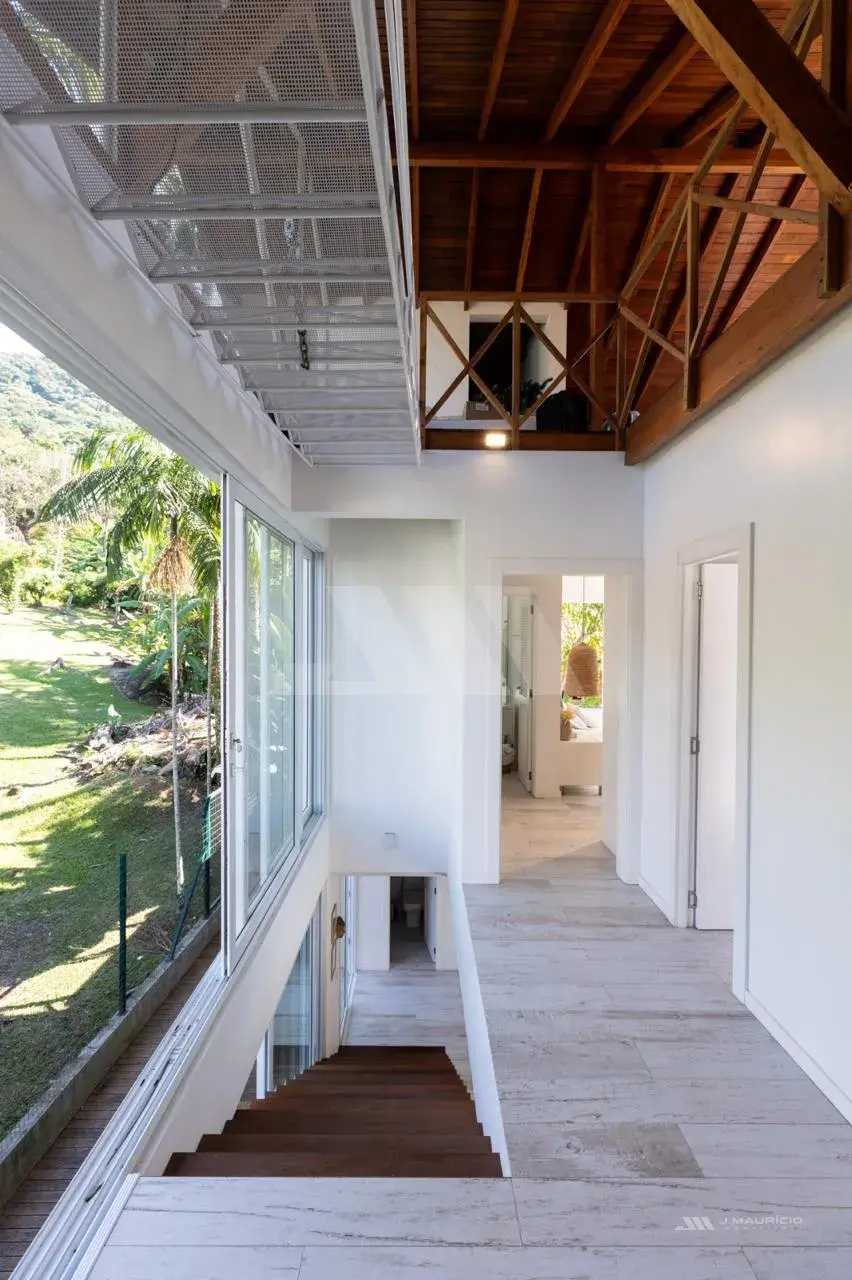 casa de alto padrão na Praia de Taquaras