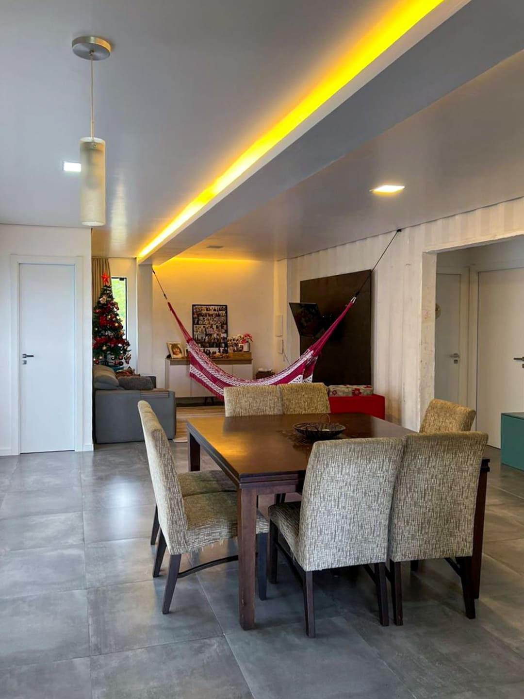 casa à venda no Estaleirinho