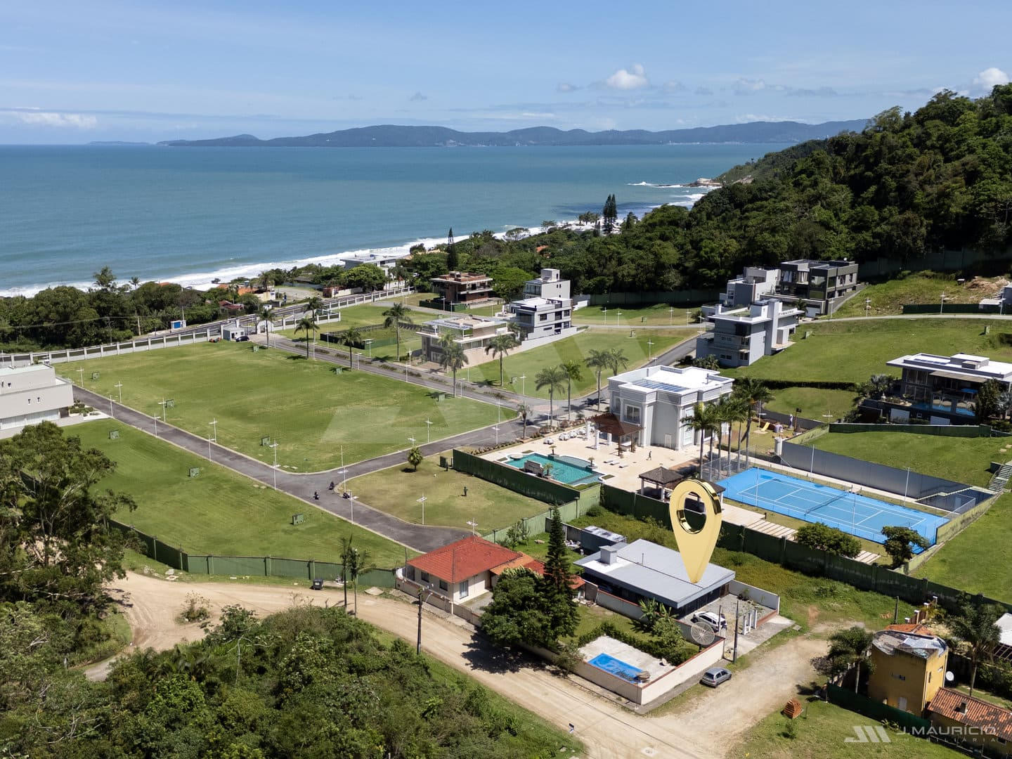 casa à venda no Estaleirinho