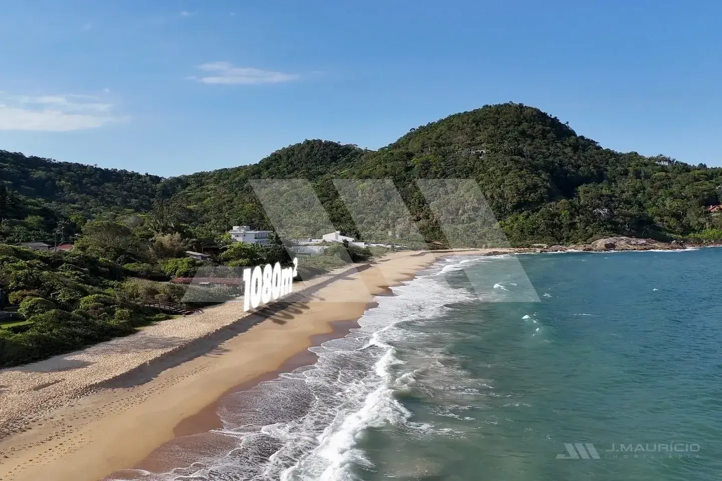 Terreno frente-mar no Estaleirinho