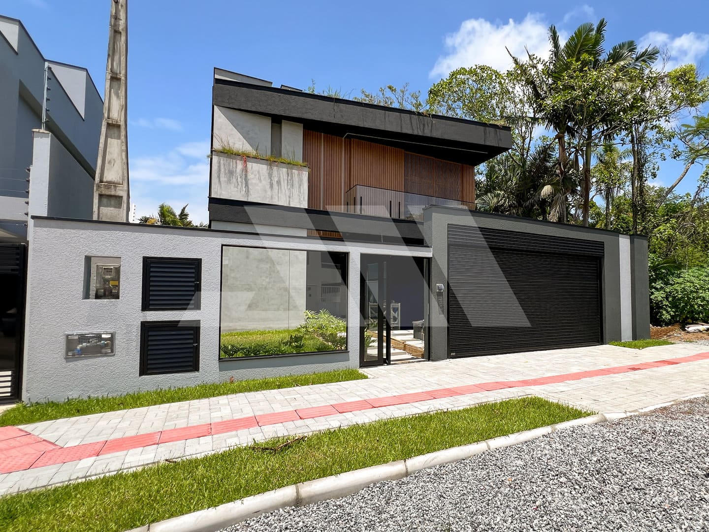 Casa de alto padrão na Praia do Estaleiro