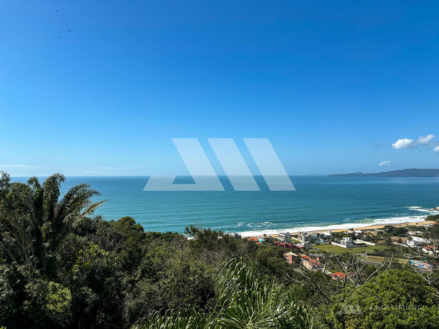 Lote no Condomínio Ecológico Quinta do Mar
