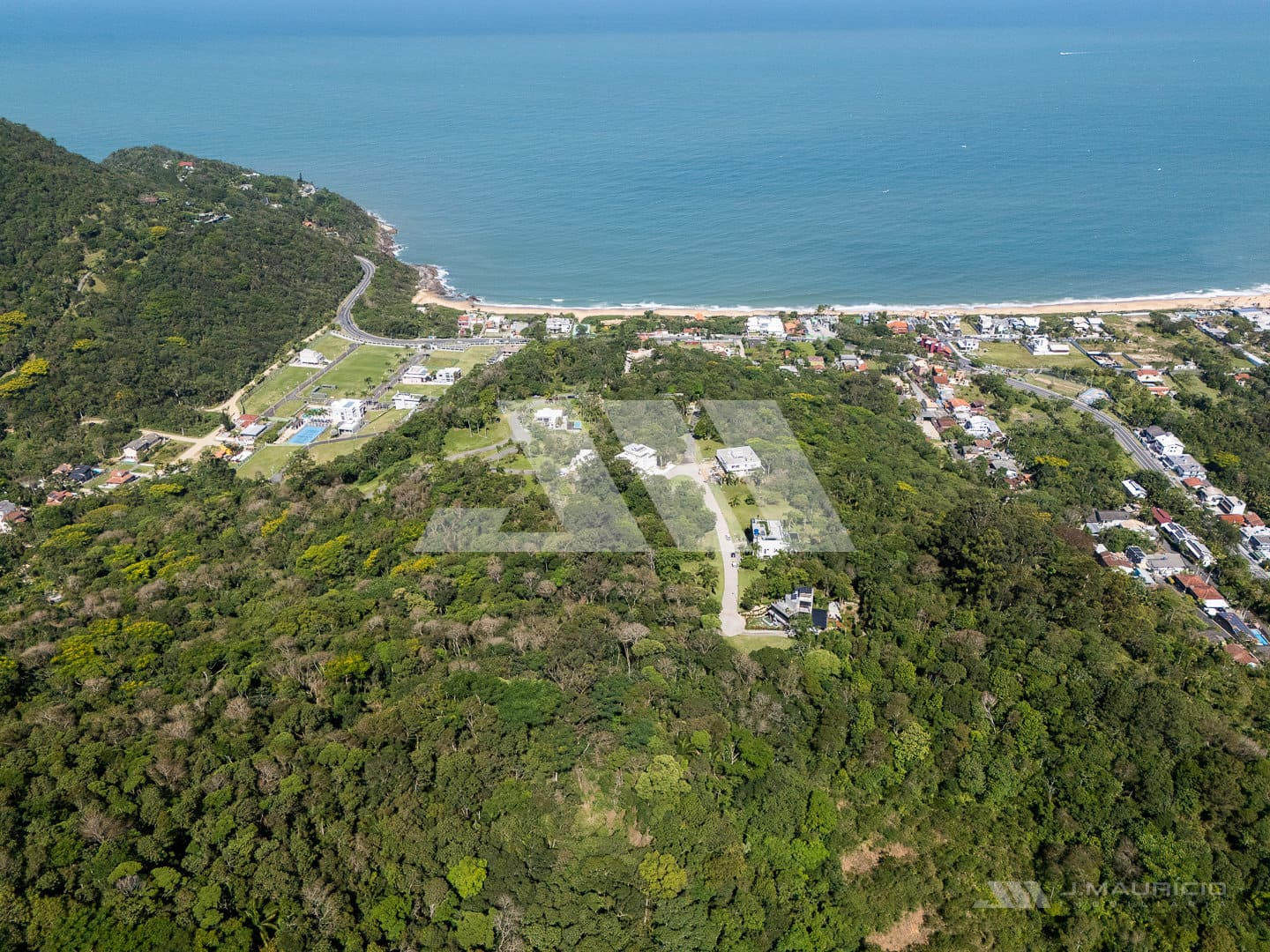 Lote no Condomínio Ecológico Quinta do Mar