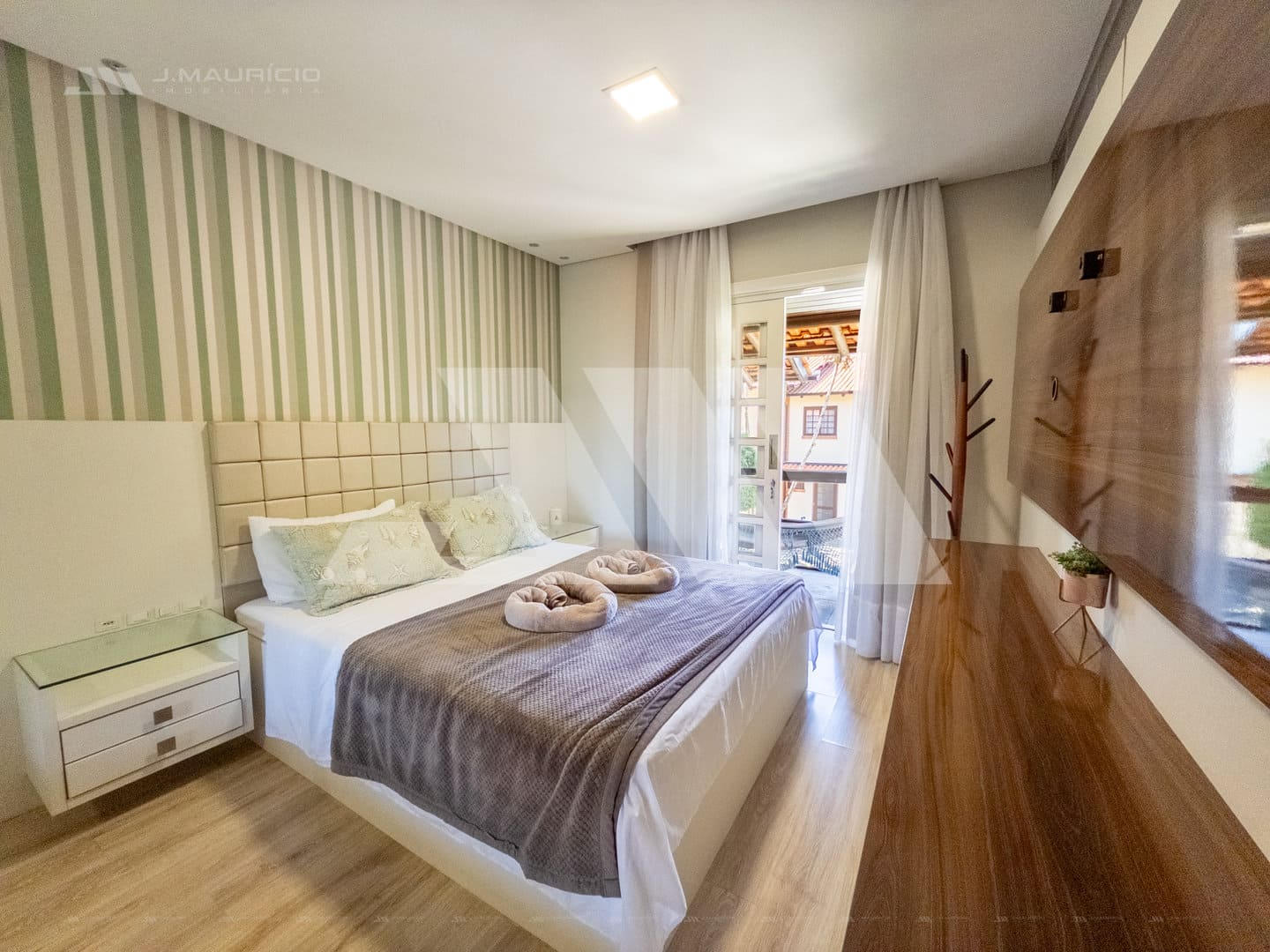 Casa 2 quartos em condomínio na Praia do Estaleiro