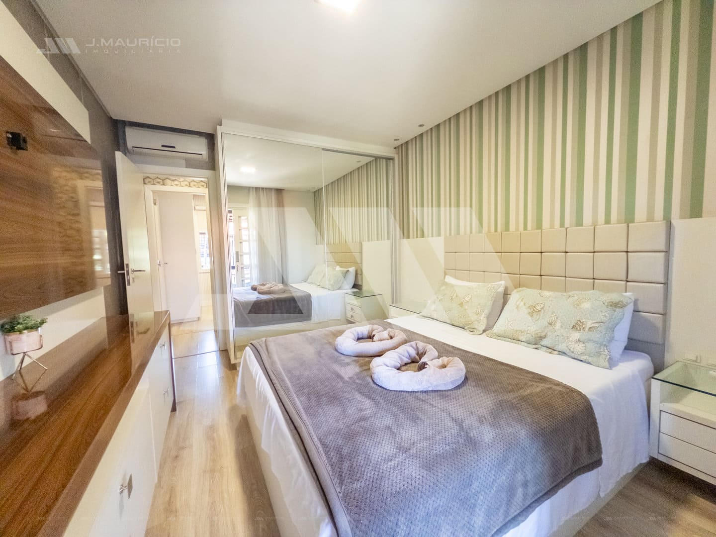 Casa 2 quartos em condomínio na Praia do Estaleiro