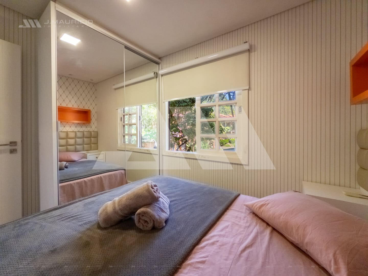 Casa 2 quartos em condomínio na Praia do Estaleiro