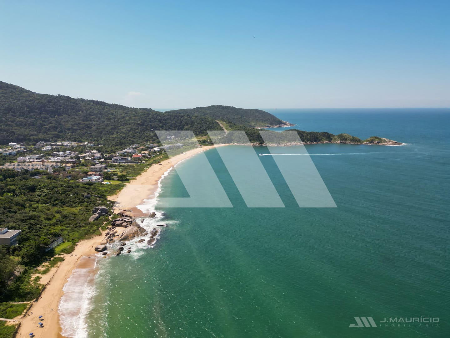 Lote à venda no Condomínio Vivendas do Atlântico