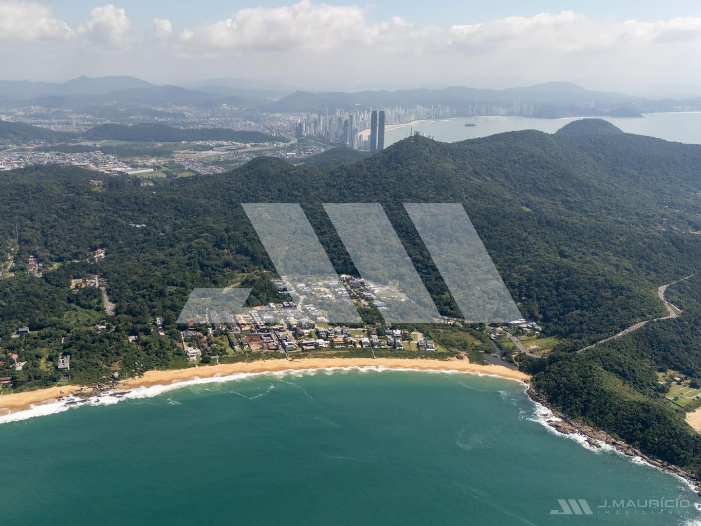 Lote à venda no Condomínio Vivendas do Atlântico