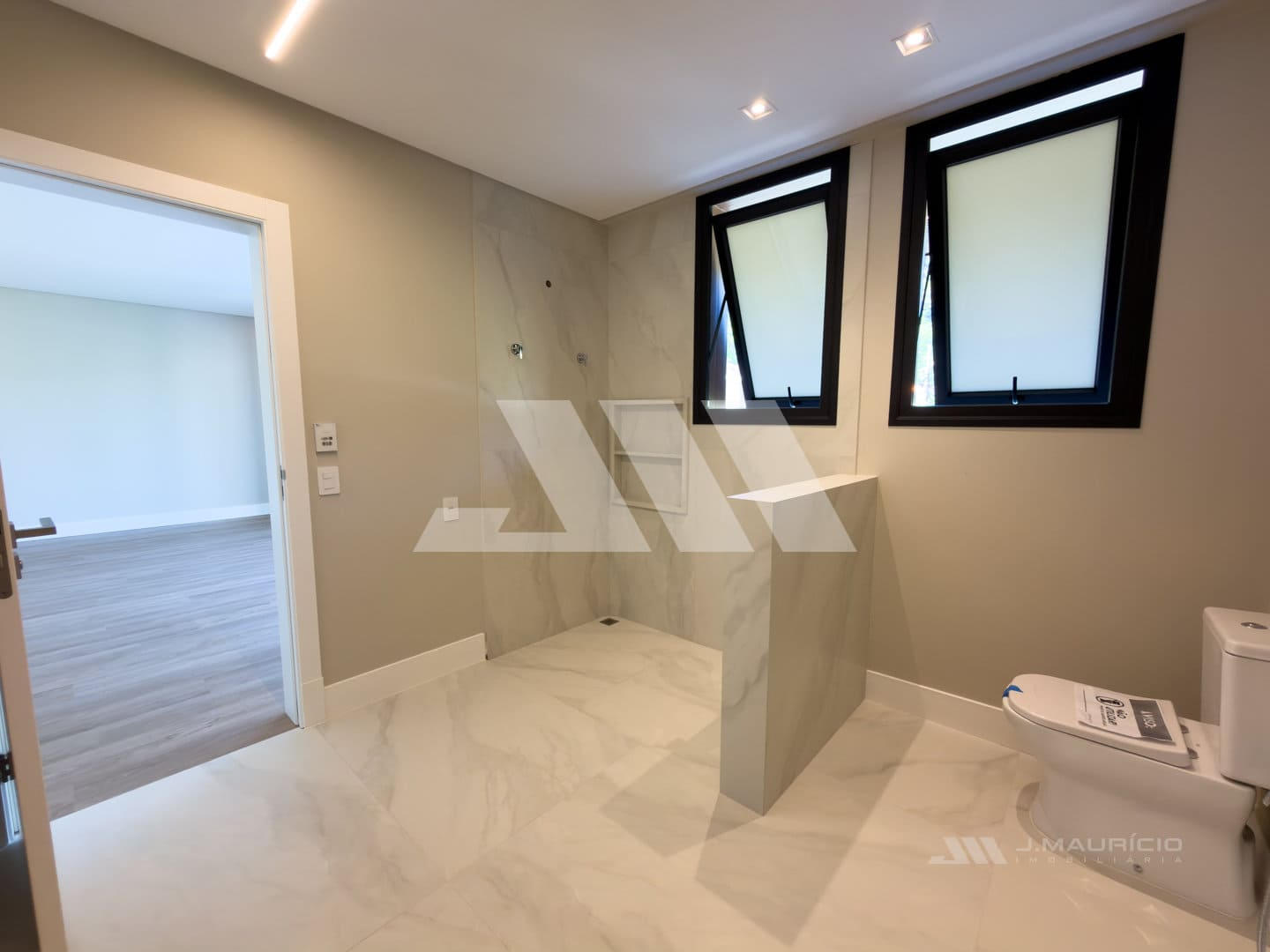 Casa exclusiva no Vivendas do Atlântico Estaleiro