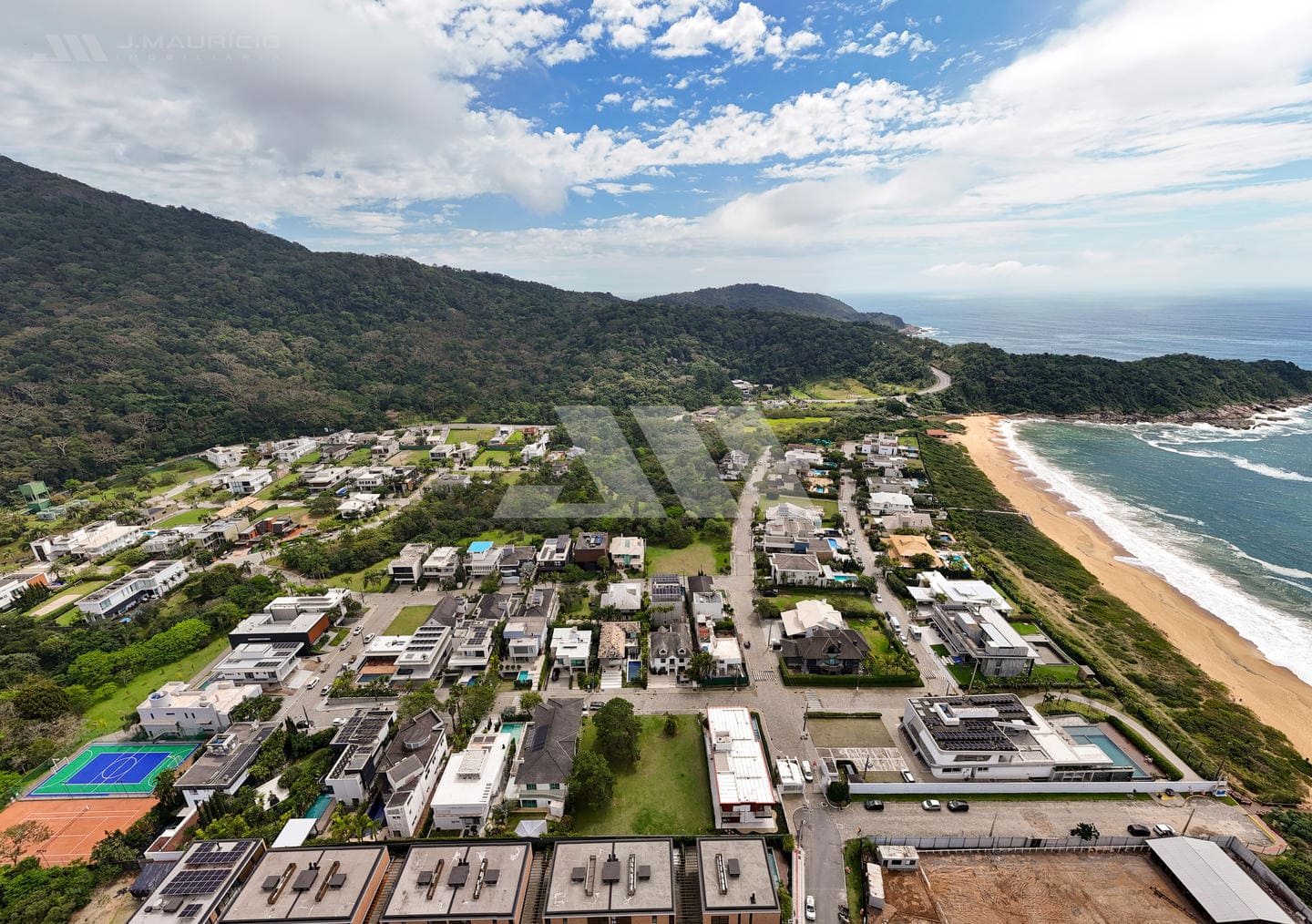 Lote no Vivendas do Atlântico com 525 m² na Praia do Estaleiro
